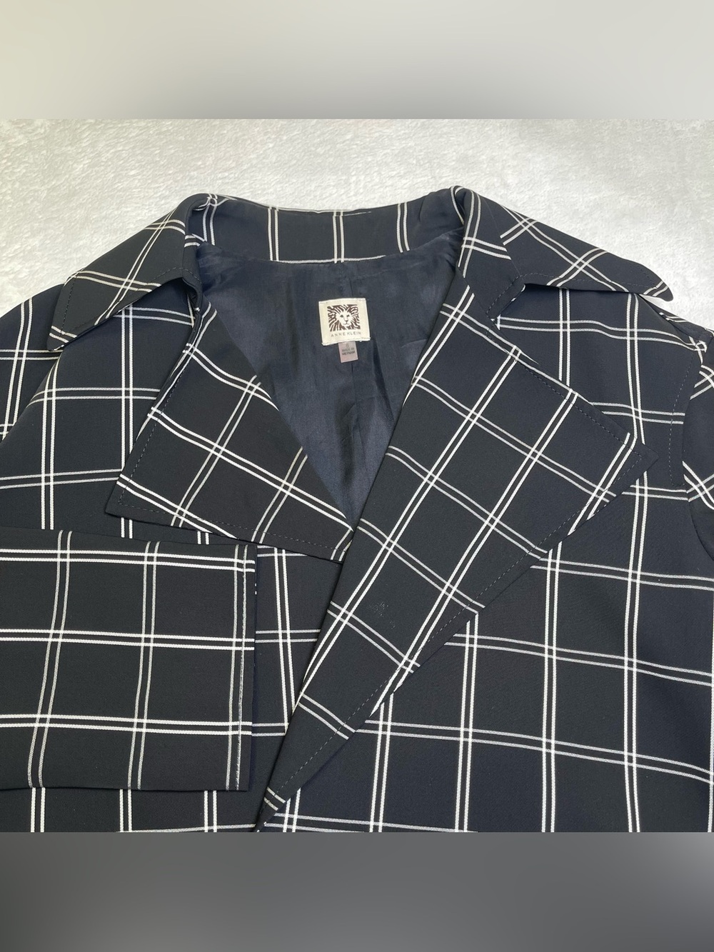 Anne Klein Size 8 Grid Plaid Open Front Blazer Jacket Wide Collar Black White